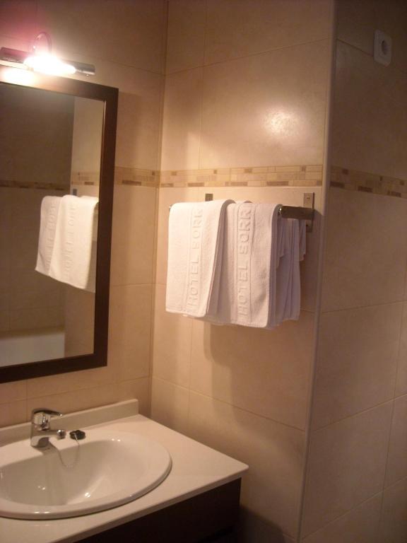 Apartments Sorrabona ปิเนดาเดมาร์ ห้อง รูปภาพ