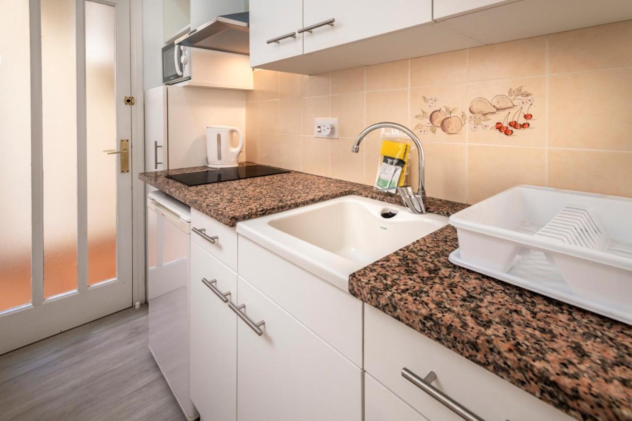 Apartments Sorrabona ปิเนดาเดมาร์ ภายนอก รูปภาพ